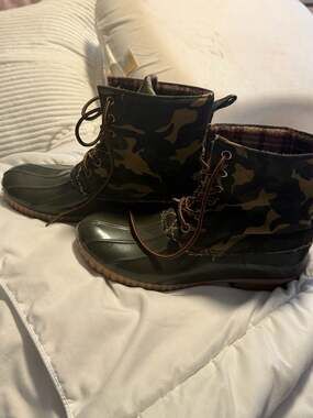 YOKI Women's Rain Boots Green Camo Rain Rubber Duck Boots Size 6
